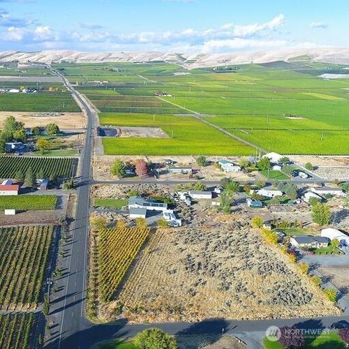 20906 E Valda Ln, Benton City, WA, 99320 | Card Image