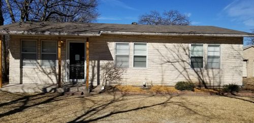 7808 Colton Dr, White Settlement, TX, 76108-3224 | Card Image