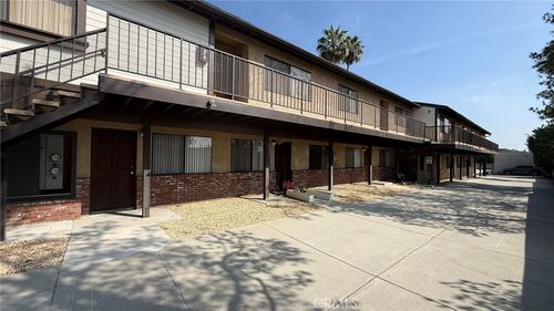 apt-a-300 S 5th Ave, Monrovia, CA, 91016-2561 | Card Image