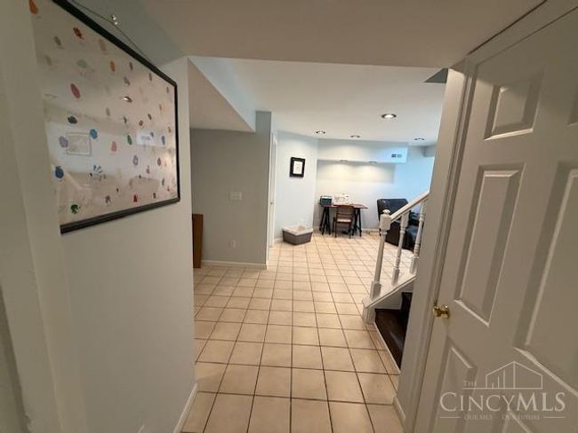 5620 Windridge Vw, Condo with 4 bedrooms, 4 bathrooms and null parking in Columbia Twp OH | Image 57