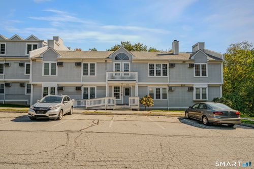 61-82 Longview St, Waterford, CT, 06385-3027 | Card Image