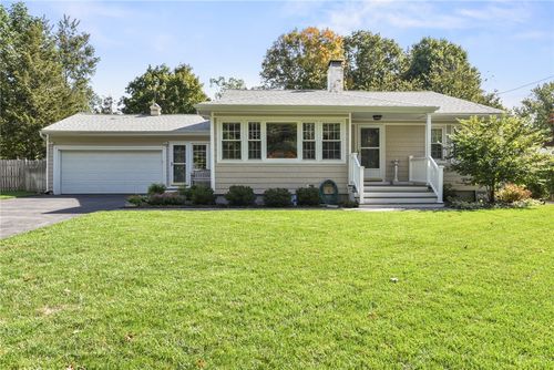 804 Love Ln, East Greenwich, RI, 02818-4032 | Card Image