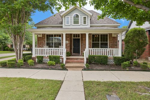 6016 Frost St, North Richland Hills, TX, 76180-5326 | Card Image