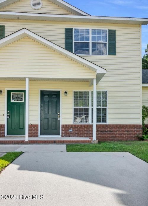 2033 Brandymill Ln, Jacksonville, NC, 28546-8363 | Card Image