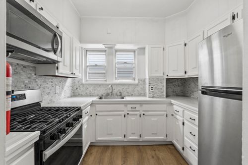 1-15 W 45th St, Bayonne, NJ, 07002-4028 | Card Image