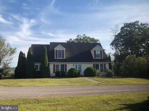 159 Juniata Pkwy E E, NEWPORT, PA, 17074 | Card Image