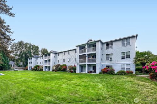 b209-18621 Blueberry Ln, Monroe, WA, 98272-2545 | Card Image