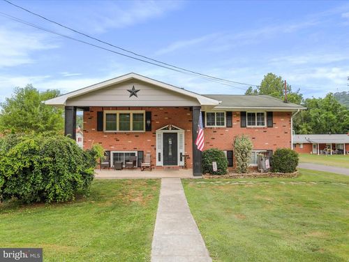 46 Poplar St, Ridgeley, WV, 26753-9447 | Card Image