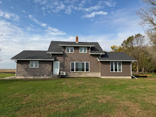 1989 411th Ave, Montevideo, MN, 56265-4533 | Card Image