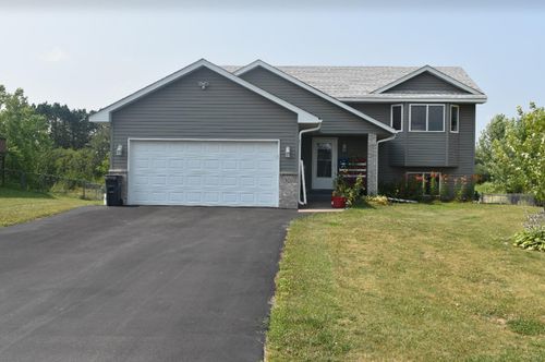 329 Fawn Meadows Way Ne, Pine City, MN, 55063 | Card Image