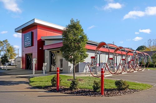 655 S Us Highway 131, Three Rivers, MI, 49093-8831 | Card Image