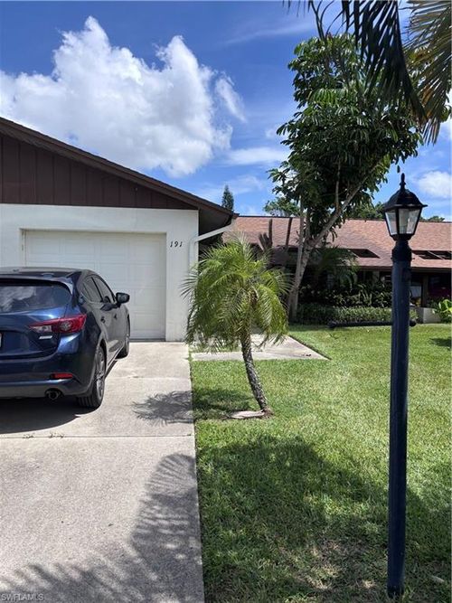 d2-191 Round Key Cir, NAPLES, FL, 34112-5058 | Card Image