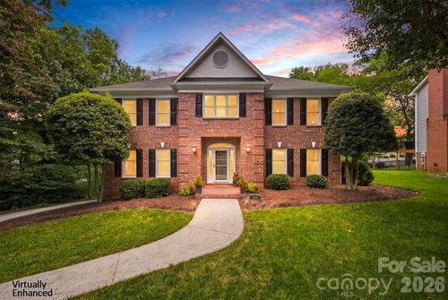 354 41st Avenue Pl Nw, Hickory, NC, 28601-9028 | Card Image