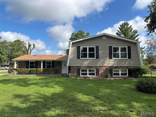 209 Orleans Drive, Fairview Heights, IL, 62208 | Card Image