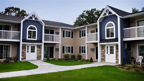 815 Country Way, Big Rapids, MI, 49307-2601 | Card Image