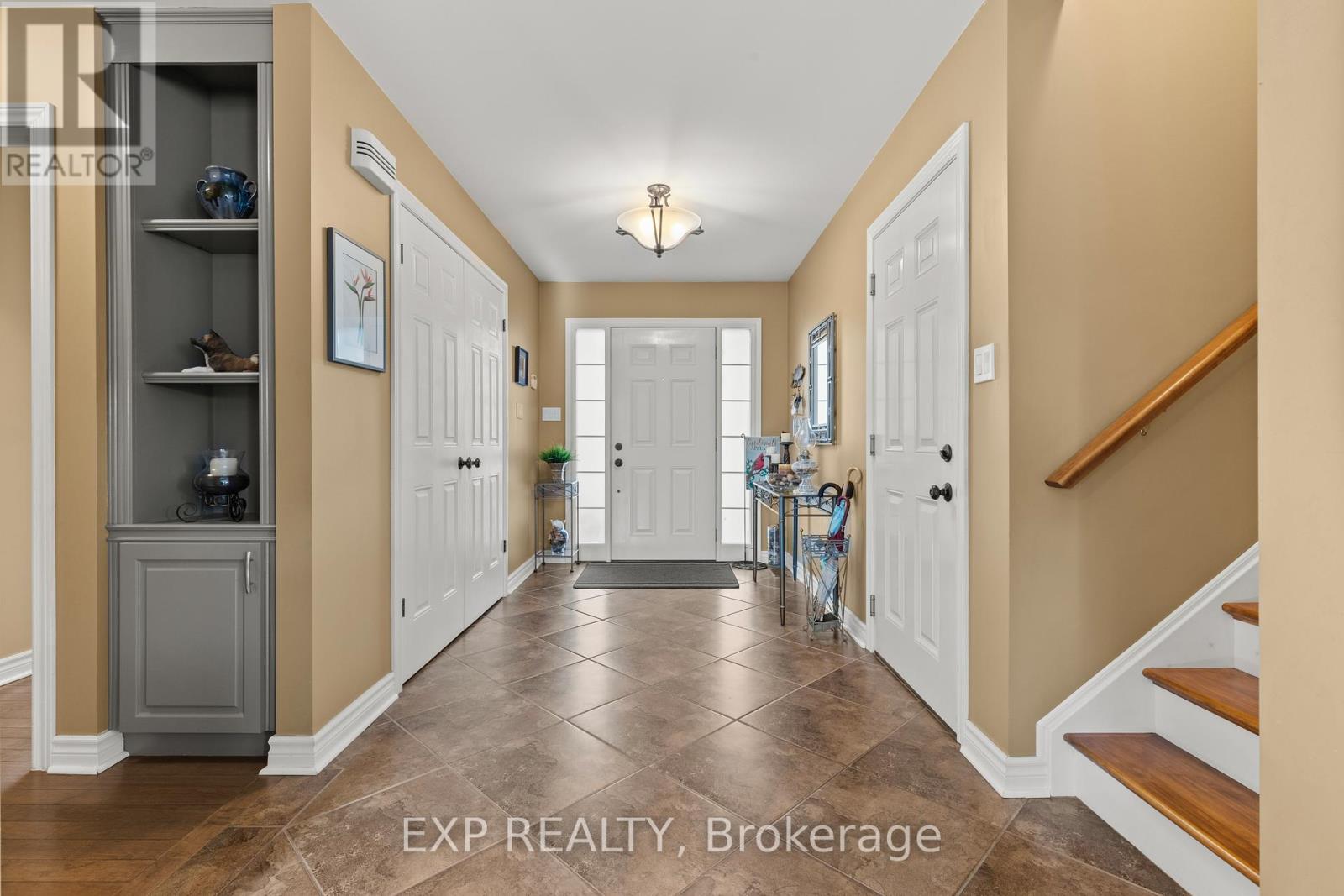 Residential in Port Colborne (Sherkston) 4