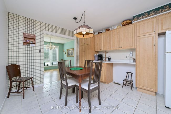 3 Henry Gate, House other with 4 bedrooms, 3 bathrooms and 9 parking in Nobleton ON | Image 13