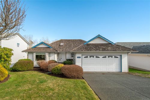 2637 Alder St S, Campbell River, BC, V9G1C4 | Card Image