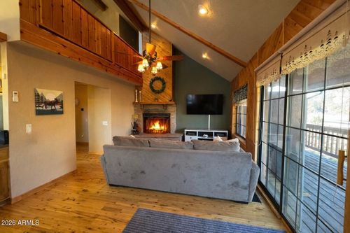 2740 Air Park Dr, Overgaard, AZ, 85933-4208 | Card Image