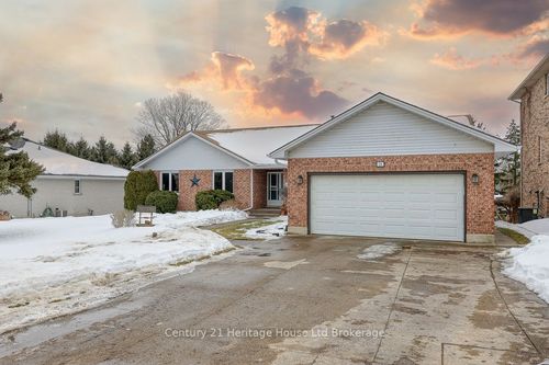 23 Chele Mark Dr, Woodstock, ON, N4S7V6 | Card Image