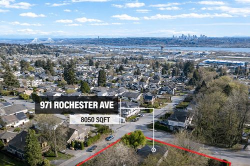 971 Rochester Ave, Coquitlam, BC, V3K2W5 | Card Image