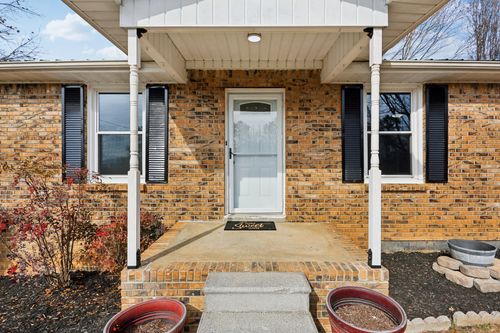 4207 Moss Hill Dr, Nunnelly, TN, 37137-2825 | Card Image