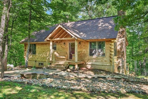 1906 Cutbank Ln, ELKTON, VA, 22827-3852 | Card Image