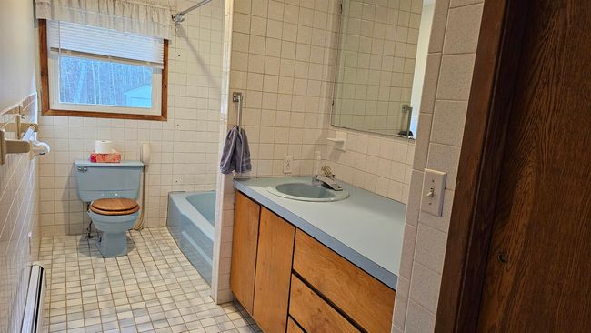 207 Hartshorn Rd, House other with 2 bedrooms, 2 bathrooms and null parking in Barnstead NH | Image 13
