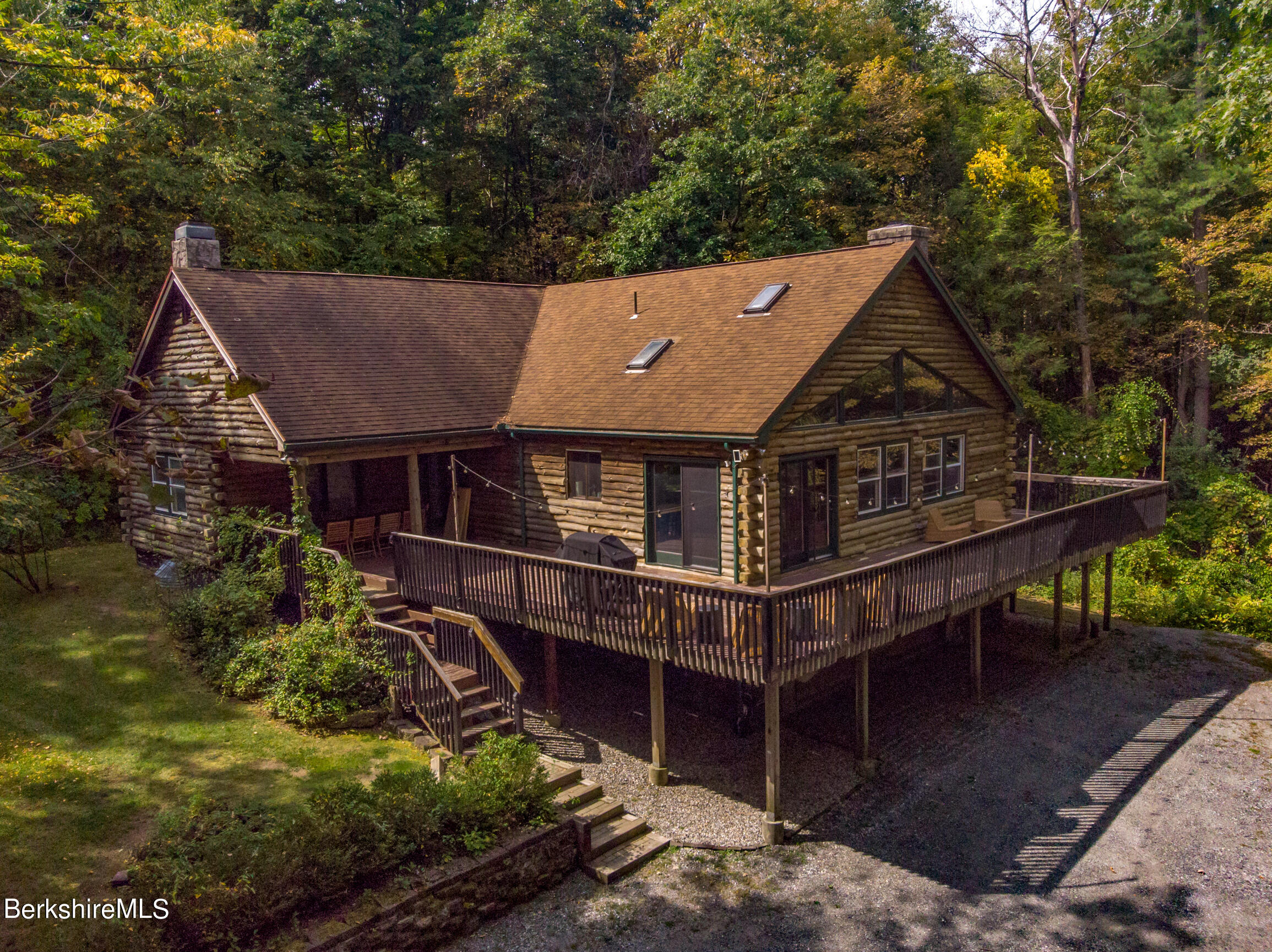 Berkshire Cir, Great Barrington, MA 01230