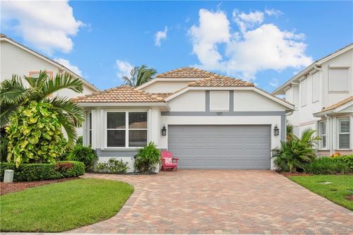 107 Pepper Ln, Jensen Beach, FL, 34957-2572 | Card Image