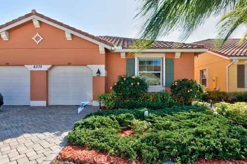 unit-104d-6375 Oxford Cir, Vero Beach, FL, 32966-7612 | Card Image