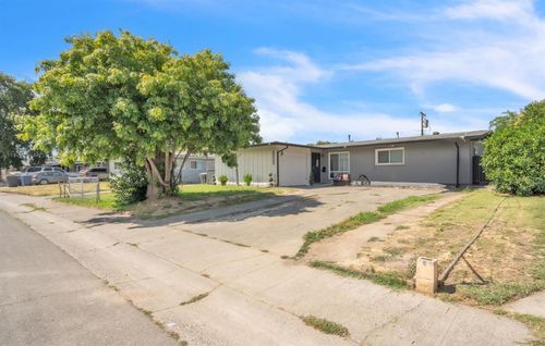 6541 Pearson Ln, North Highlands, CA, 95660-3807 | Card Image