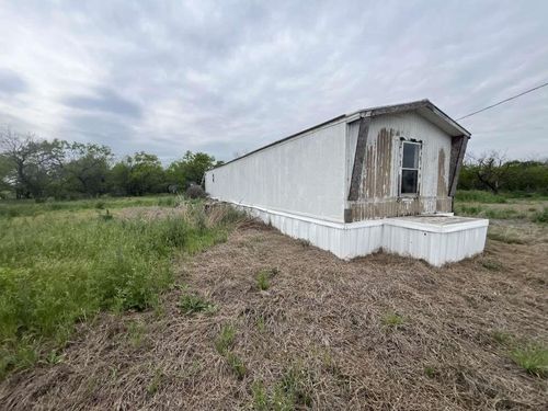 12942 Mcfall Rd, Iowa Park, TX, 76367-8446 | Card Image