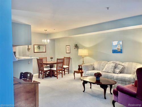 22254 Cape Cod Way, Farmington Hills, MI, 48336-4377 | Card Image