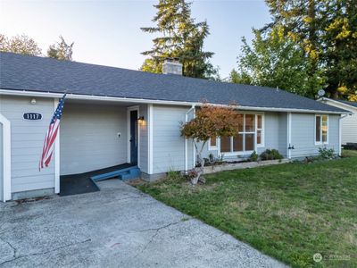 1117 Whisler Street Ne, House other with 3 bedrooms, 2 bathrooms and 2 parking in Olympia WA | Image 2