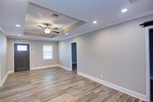 4220 Delhi St, Houston, TX, 77022-4040 | Card Image