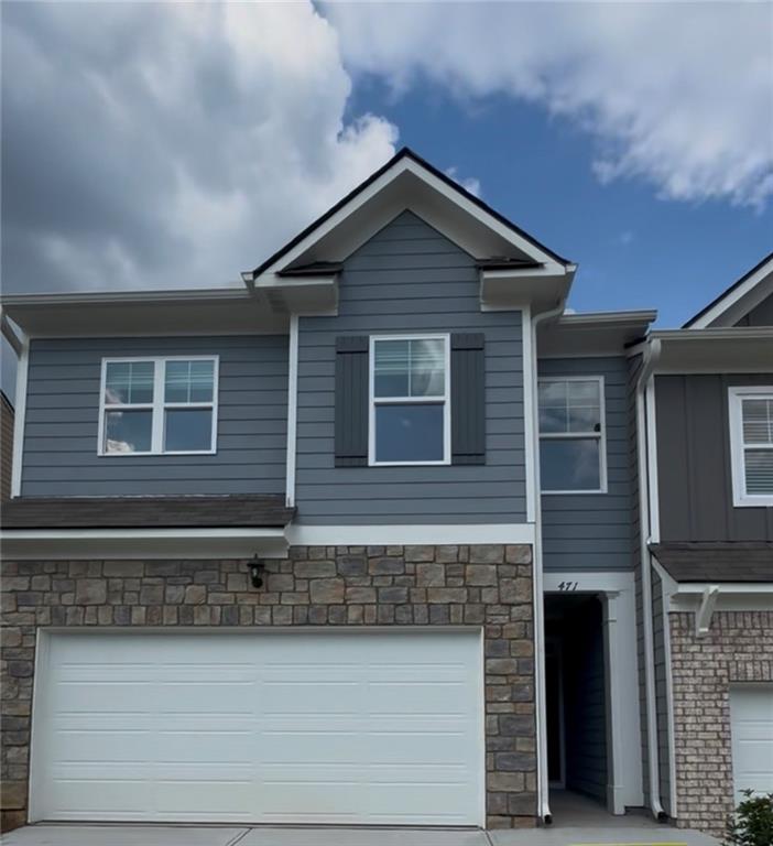 Residential Lease in Dahlonega