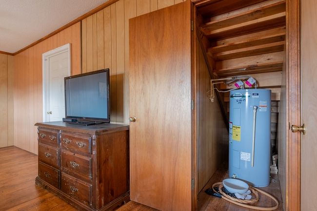 913 Kanawha Ridge Rd, House other with 3 bedrooms, 2 bathrooms and null parking in Dugspur VA | Image 40