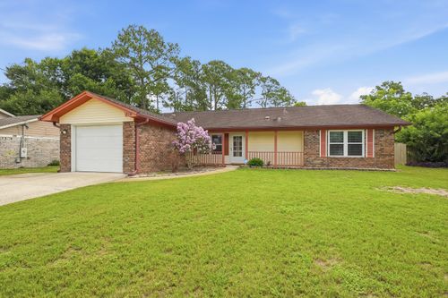 574 Peppertree Ln, Pensacola, FL, 32506-6115 | Card Image