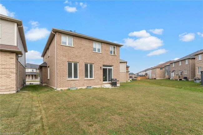 83 Munro Cir, House other with 4 bedrooms, 3 bathrooms and 4 parking in Brantford ON | Image 33