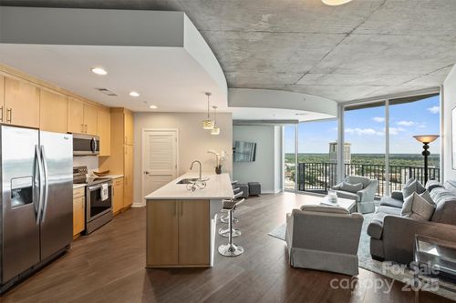 unit-2613-210 N Church St, Charlotte, NC, 28202-2386 | Card Image