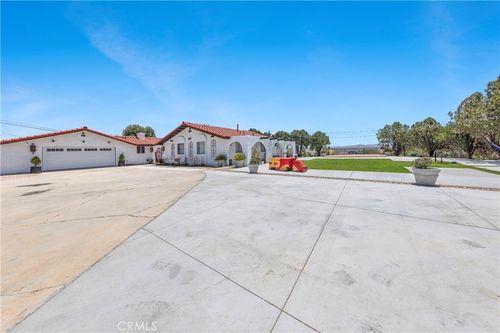 31050 Bedford Dr, Redlands, CA, 92373-7413 | Card Image
