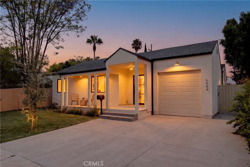 5944 Lasaine Ave, Encino, CA, 91316-1352 | Card Image
