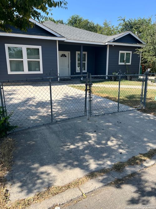 1406 Crystal, San Antonio, TX, 78211-1416 | Card Image