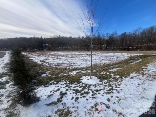 4450 Us 70 Highway E, Marion, NC, 28752 | Card Image