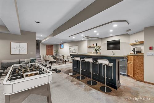 1689 Hilda Dr, Sandwich, IL, 60548-9395 | Card Image