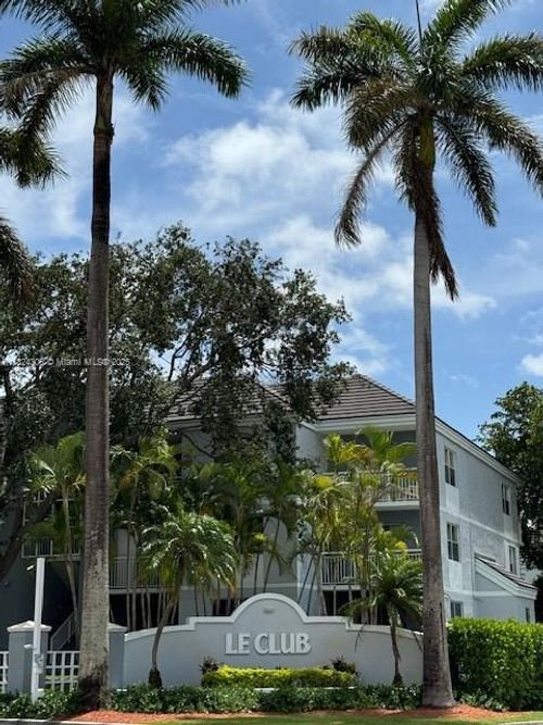 apt-108-8560 Sw 212th St, Cutler Bay, FL, 33189-3381 | Card Image