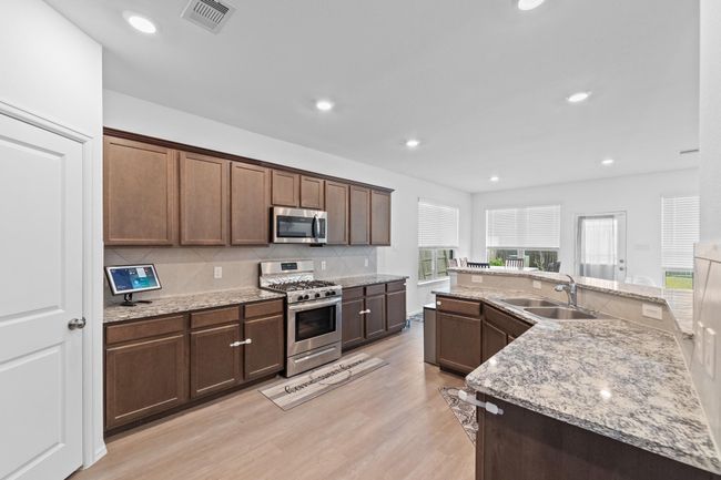 5107 Twin Summit Dr, House other with 4 bedrooms, 4 bathrooms and 2 parking in Rosenberg TX | Image 7