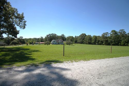 300 Apple Farm Rd, Campobello, SC, 29322-8758 | Card Image