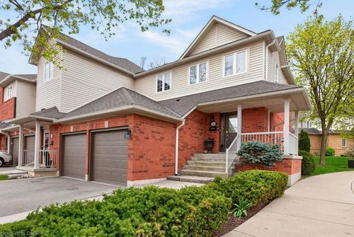 101-100 Beddoe Dr, Hamilton, ON, L8P4Z2 | Card Image